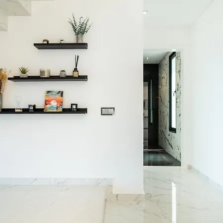 Guestready - Sunset Heaven Villa Calheta (Madeira)