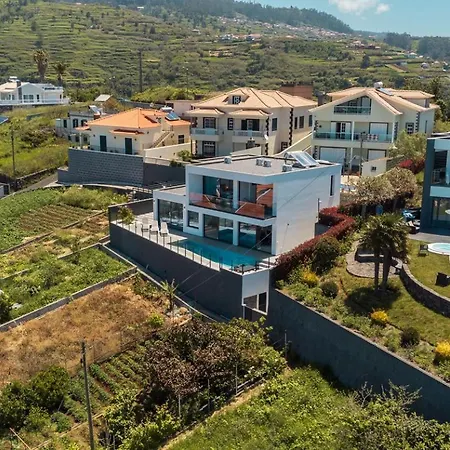 Villa Guestready - Sunset Heaven Calheta (Madeira)