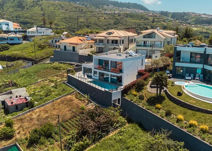 Villa Guestready - Sunset Heaven Calheta (Madeira)